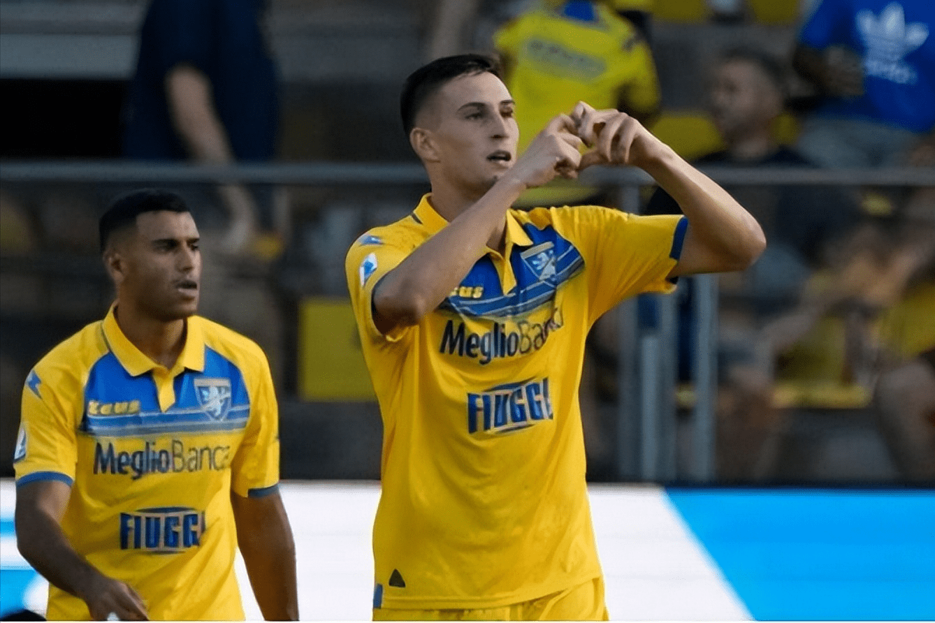 九游电脑版安装包-赛地聚焦——意甲赛前热度飙升，上海申花外线爆发，压力陡增，阵容厚度经受考验的简单介绍