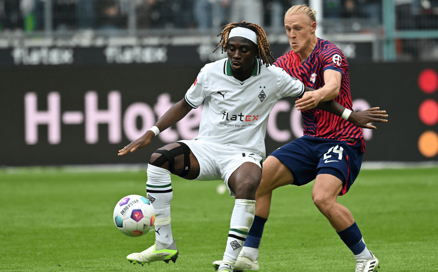 九游电脑版下载-刚刚！Doinb在皇家马德里比赛中精彩发挥风云突变门兴格拉德巴赫加时末段迎来里程碑，窗口期曼联备战欧联(曼城德布劳内回归回放)